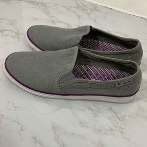Columbia Canvas Slip-ons gray white 6.5